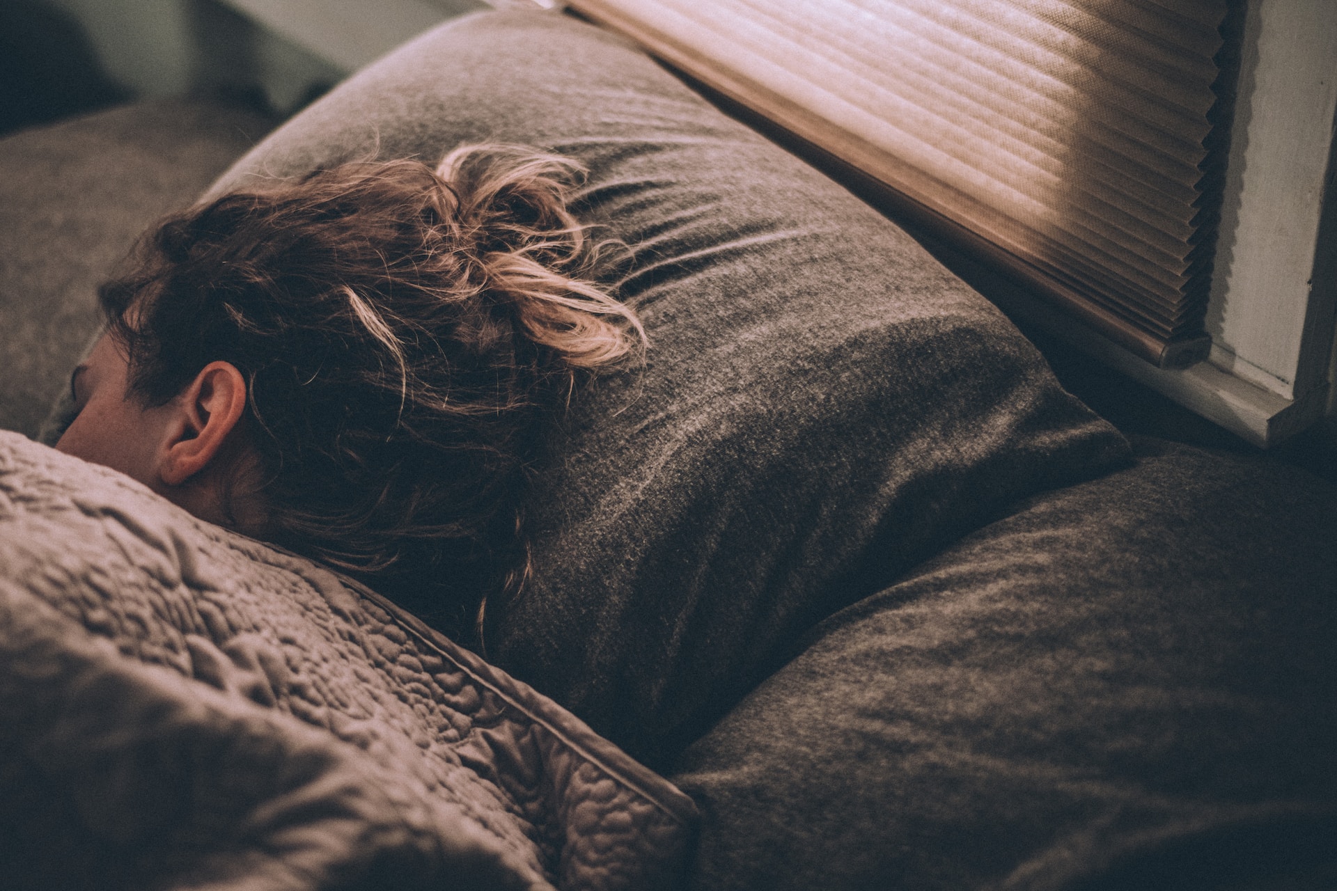 Read more about the article The Connection Between Sleep & Wellbeing